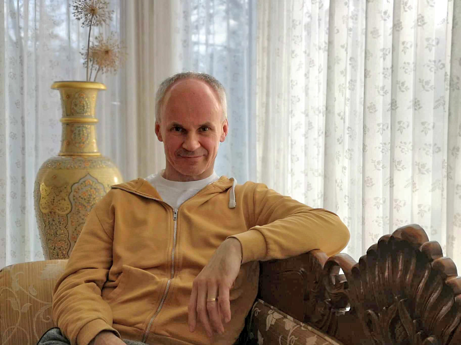 Tretman Svjetlom i Dragim Kamenjem, opuštanje u poslovnom okruženju